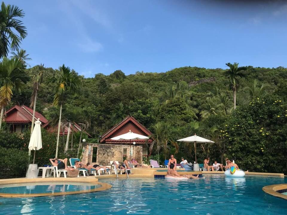 Tanouy Garden Villa Baan Khai Eksteriør billede